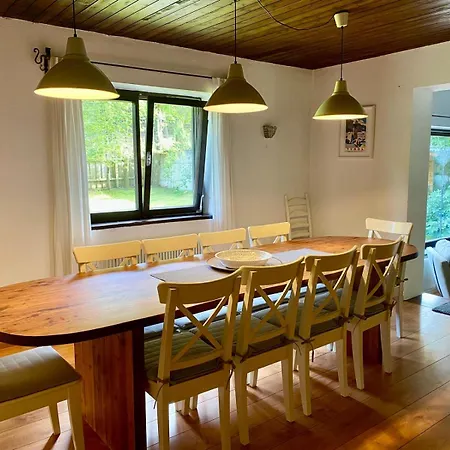 Chalet Spacious For & Summer Adventures